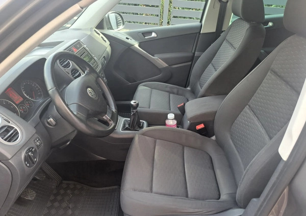 Volkswagen Tiguan cena 28900 przebieg: 190000, rok produkcji 2008 z Lwówek małe 352